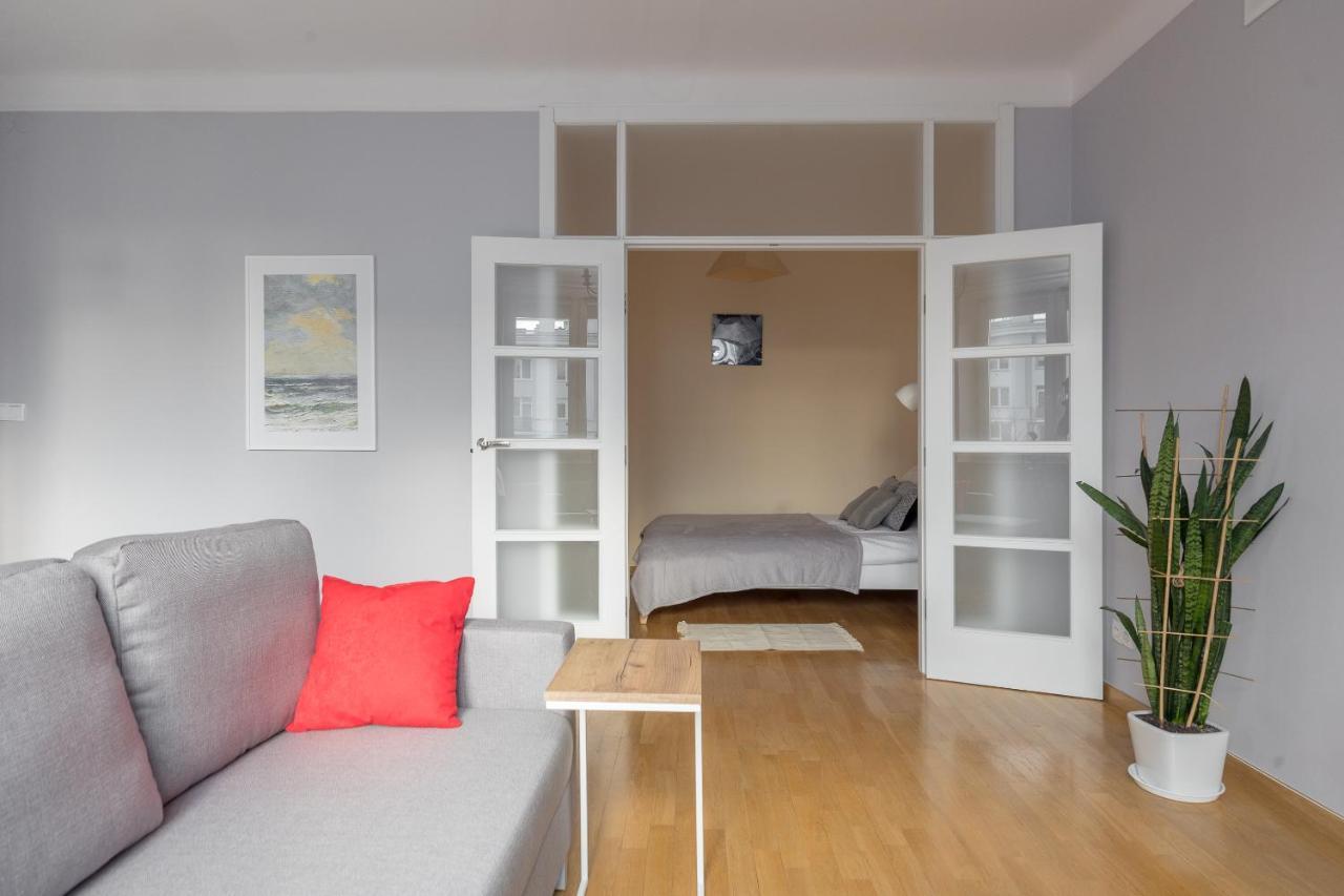 Metro Raclawicka Red Apartment Varsovie Extérieur photo